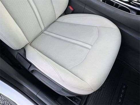 Used 2023 Hyundai Sonata SEL image 16