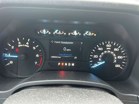 Used 2018 Ford F150 XL w/ Equipment Group 101A Mid RWD image 10