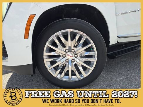 New 2026 GMC Yukon Denali w/ Sun & Power Step Package AWD/4WD image 32