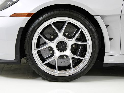 Used 2024 Porsche 911 GT3 RS RWD image 13