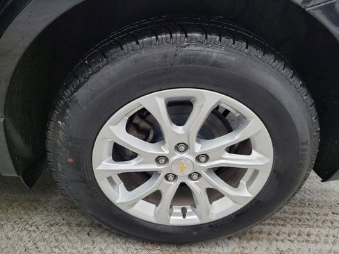 Used 2020 Chevrolet Equinox LS image 31