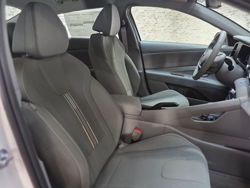 New 2026 Hyundai Elantra SEL Sport Premium FWD image 10