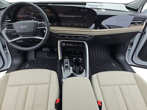 New 2025 Audi Q5 Premium image 9