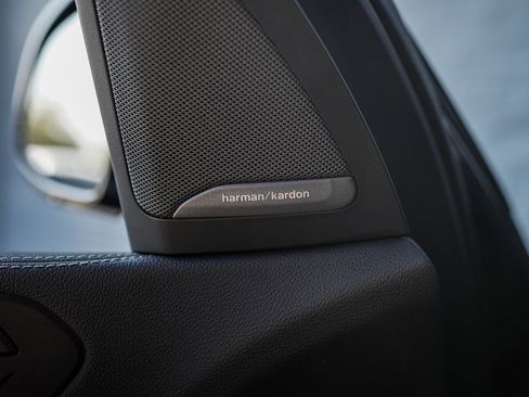 Used 2022 BMW X7 M50i image 38