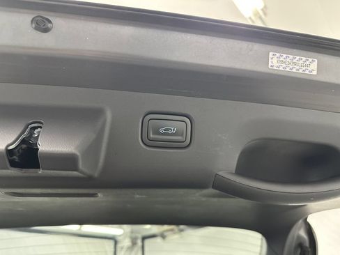 Used 2024 Hyundai Kona Limited FWD image 20