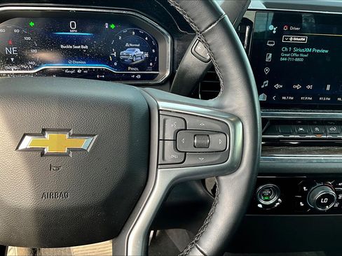 Used 2024 Chevrolet Silverado 1500 LT image 12