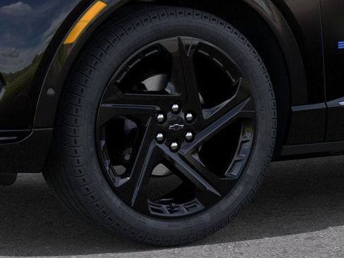 New 2025 Chevrolet Equinox EV RS w/ Convenience Package II image 9