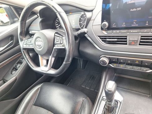 Used 2019 Nissan Altima 2.5 SR w/ SR Premium Package FWD image 31