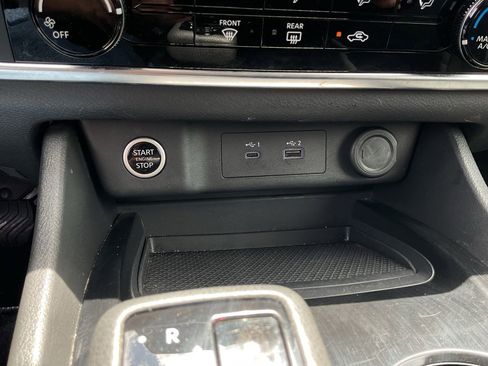 Used 2023 Nissan Rogue S AWD/4WD image 25