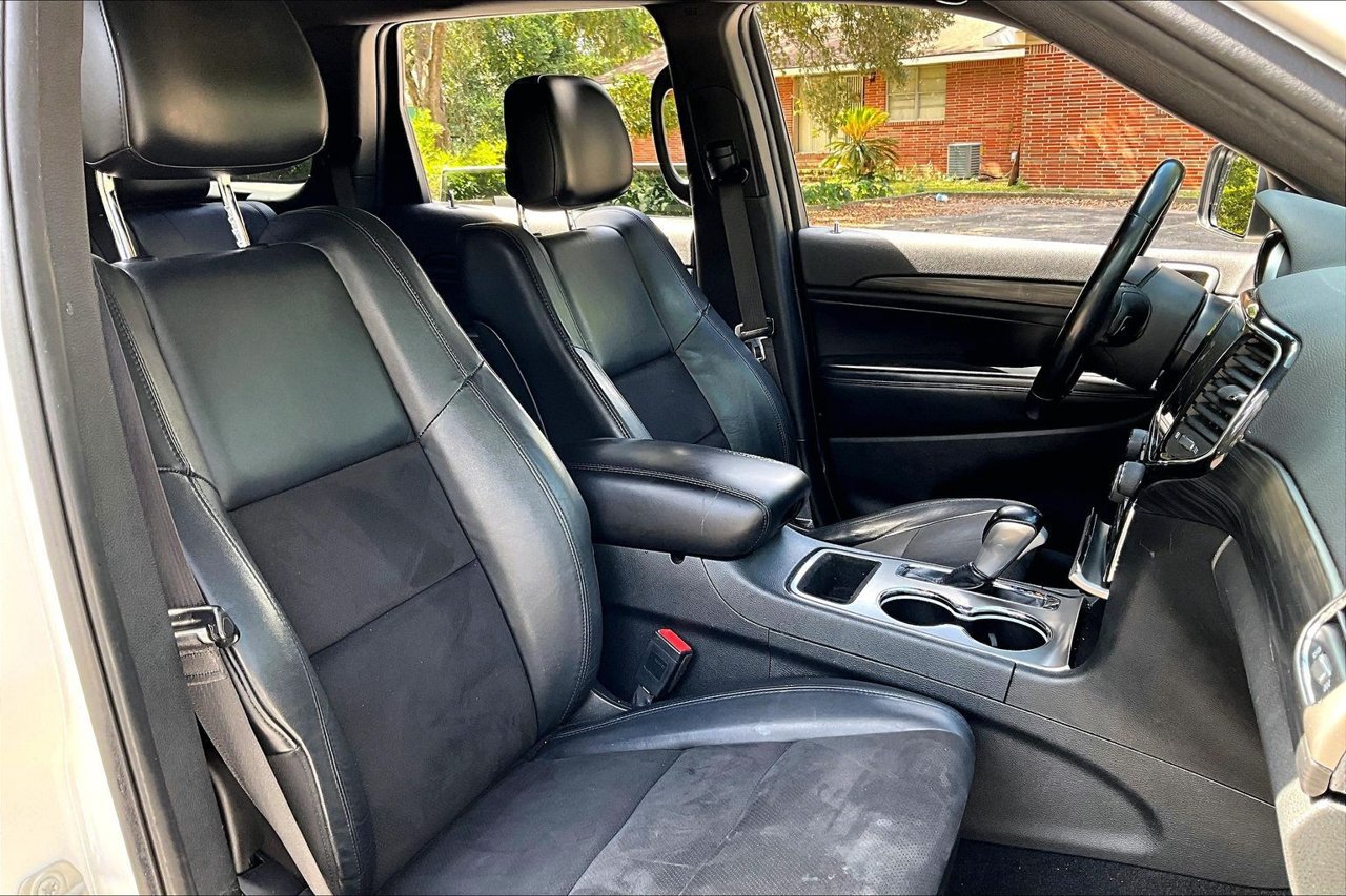 Used 2021 Jeep Grand Cherokee Laredo X RWD image 28