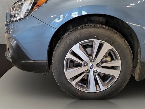 Used 2018 Subaru Outback 2.5i Limited w/ 50th Anniversary Edition image 23