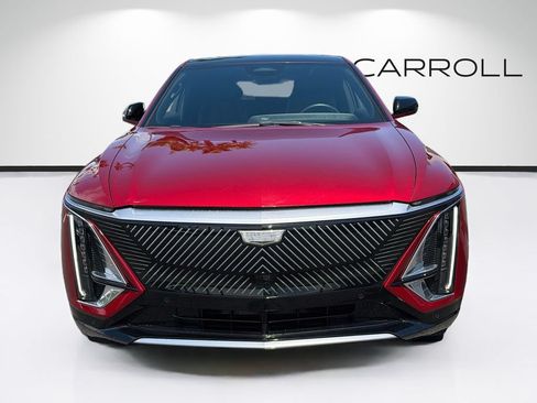 Used 2024 Cadillac Lyriq Tech RWD image 8