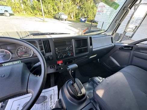 Used 2024 Isuzu NPR 4500 HD RWD image 20
