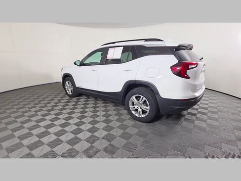 Used 2022 GMC Terrain SLE w/ Driver Convenience Package FWD image 44