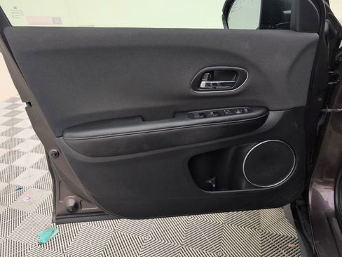 Used 2020 Honda HR-V EX image 31