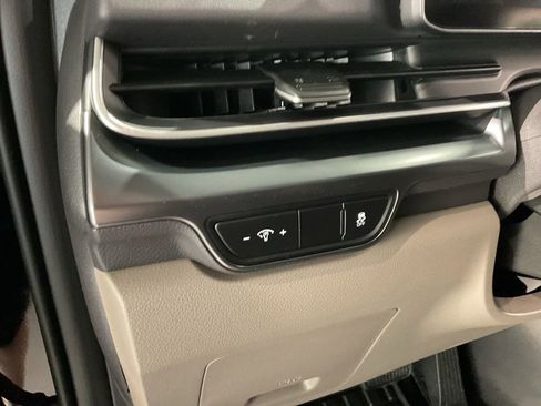 New 2026 Kia Carnival FWD image 10