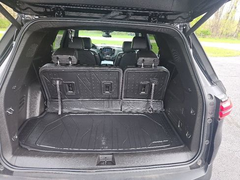 Used 2023 Chevrolet Traverse LT w/ LPO, Floor Liner Package AWD/4WD image 26