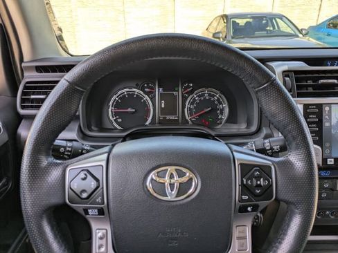 Used 2023 Toyota 4Runner Limited image 30