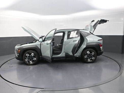 Used 2024 Hyundai Kona SEL FWD image 32