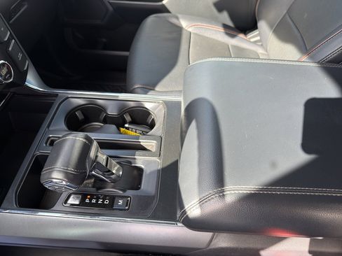 Used 2021 Ford F150 Lariat w/ Trailer Tow Package image 38