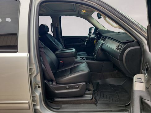 Used 2013 Chevrolet Tahoe LT AWD/4WD image 24