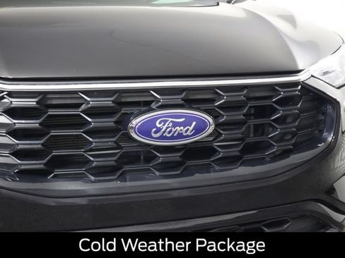 Certified 2024 Ford Escape ST-Line AWD/4WD image 19