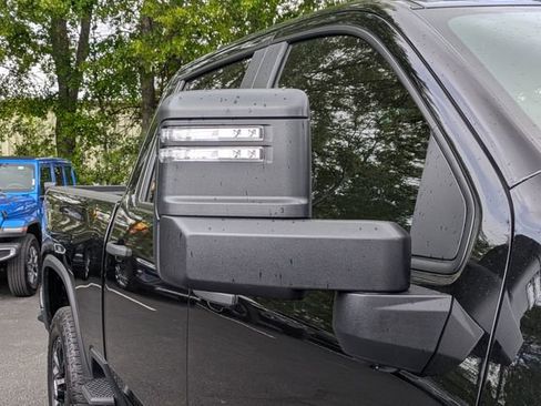Used 2025 Chevrolet Silverado 2500 Custom w/ Custom Value Package AWD/4WD image 12