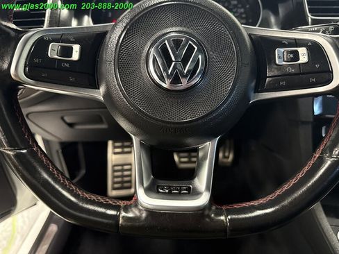 Used 2018 Volkswagen GTI SE w/ SE Leather Package image 22