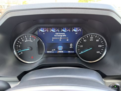 Used 2024 Ford Expedition XLT AWD/4WD image 29