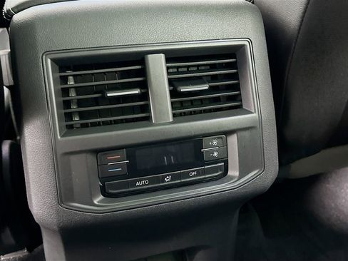 Used 2023 Volkswagen Atlas SEL image 34