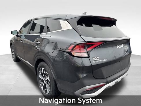 Used 2023 Kia Sportage EX image 6