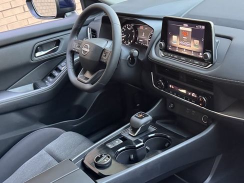 New 2026 Nissan Rogue SV AWD/4WD image 8