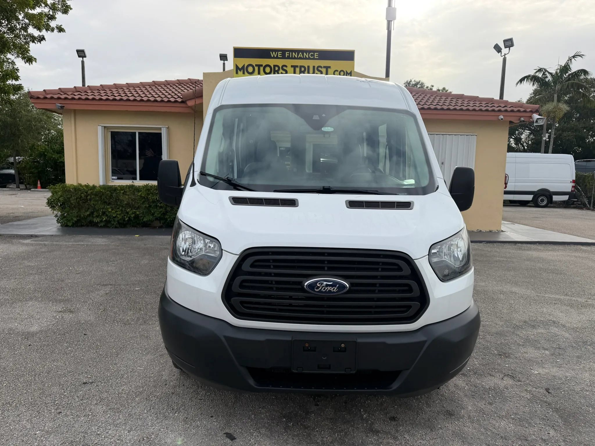Used 2018 Ford Transit 350 XL RWD image 12