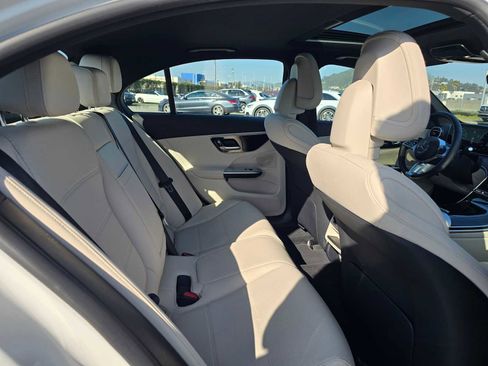 Used 2025 Mercedes-Benz C 300 Sedan image 13