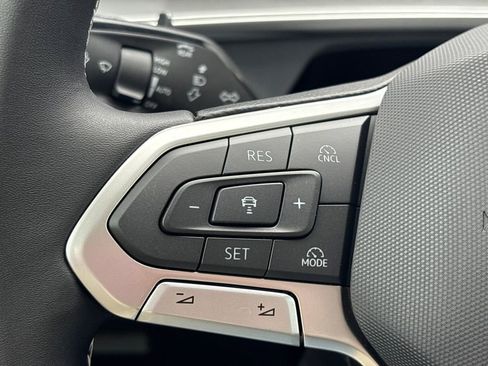 New 2026 Volkswagen Tiguan SE AWD/4WD image 26