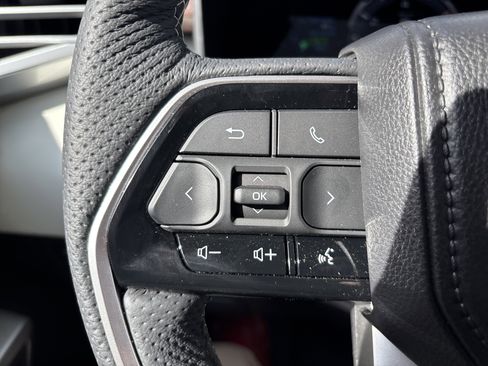 Certified 2025 Toyota Tundra Capstone AWD/4WD image 18