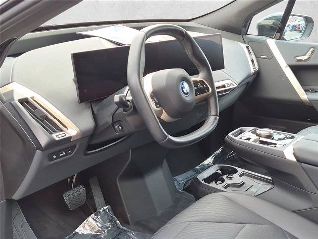 Certified 2024 BMW iX xDrive50 w/ Sport Package AWD/4WD image 10