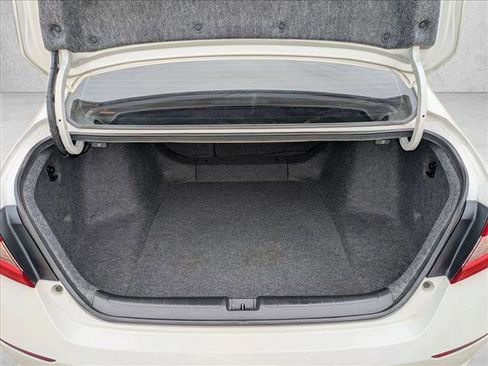 Used 2019 Honda Accord Sport image 6