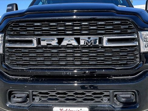 Certified 2024 RAM 2500 Big Horn w/ Safety Group image 30