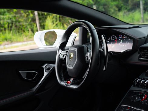 Used 2016 Lamborghini Huracan LP 580-2 RWD image 54