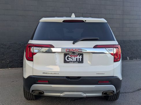 Used 2023 GMC Acadia SLE image 6