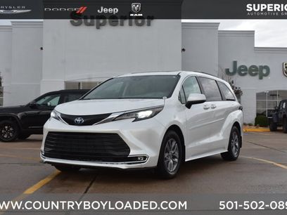 Used 2024 Toyota Sienna XLE