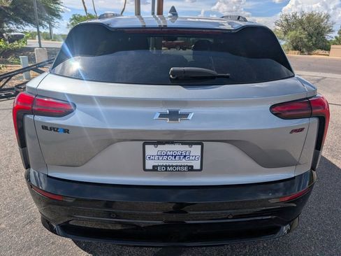 New 2025 Chevrolet Blazer EV RS RWD image 4