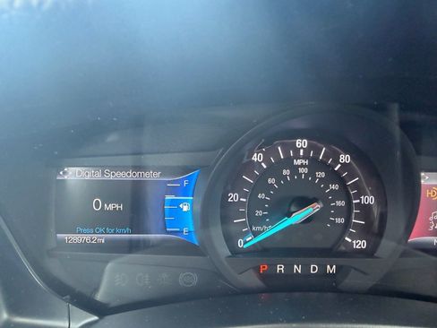 Used 2017 Ford Expedition XLT w/ Equipment Group 202A image 9