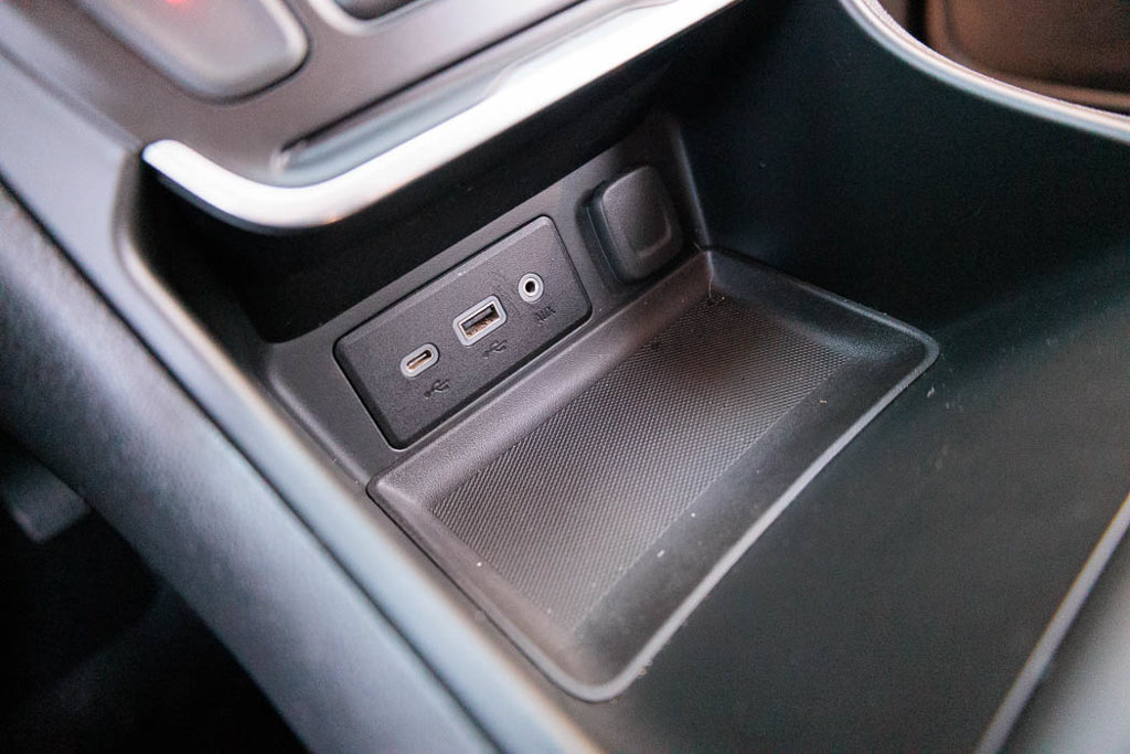 Used 2021 GMC Terrain SLE w/ Driver Convenience Package FWD image 26