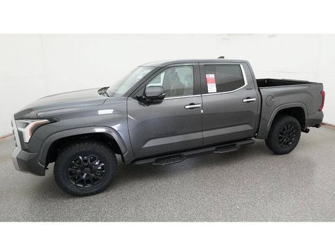 New 2026 Toyota Tundra Limited AWD/4WD image 3