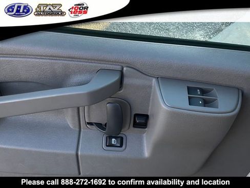 Used 2017 Chevrolet Express 3500 LT w/ LT Preferred Equipment Group image 11