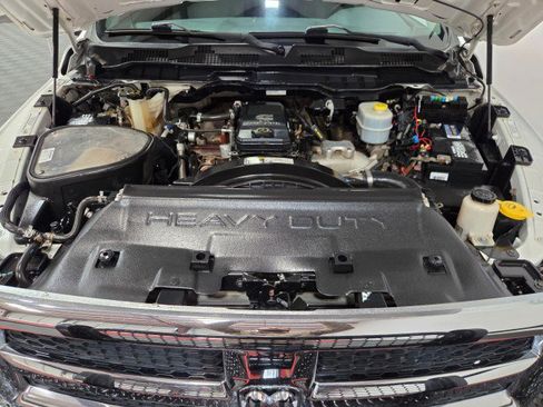 Used 2013 RAM 3500 Tradesman w/ Chrome Appearance Group image 89