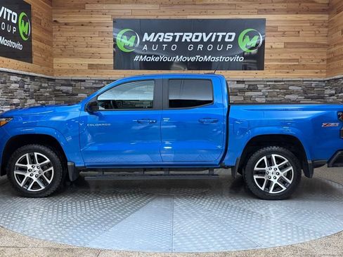 Used 2024 Chevrolet Colorado Z71 w/ Z71 Convenience Package 2 AWD/4WD image 15