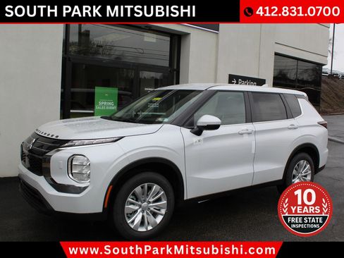 New 2026 Mitsubishi Outlander ES image 2